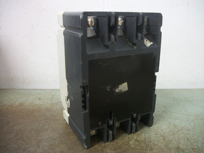 CUTLER-HAMMER HMCP CIRCUIT BREAKER HMCP015E0C 15AMP 600VOLT 3POLE