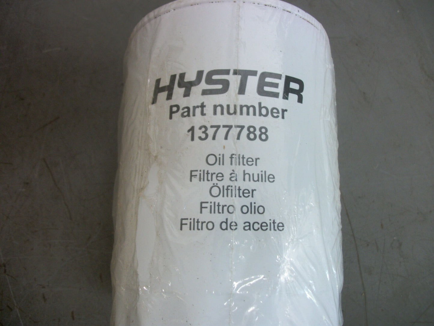 HYSTER OIL FILTER 1377788 NOB