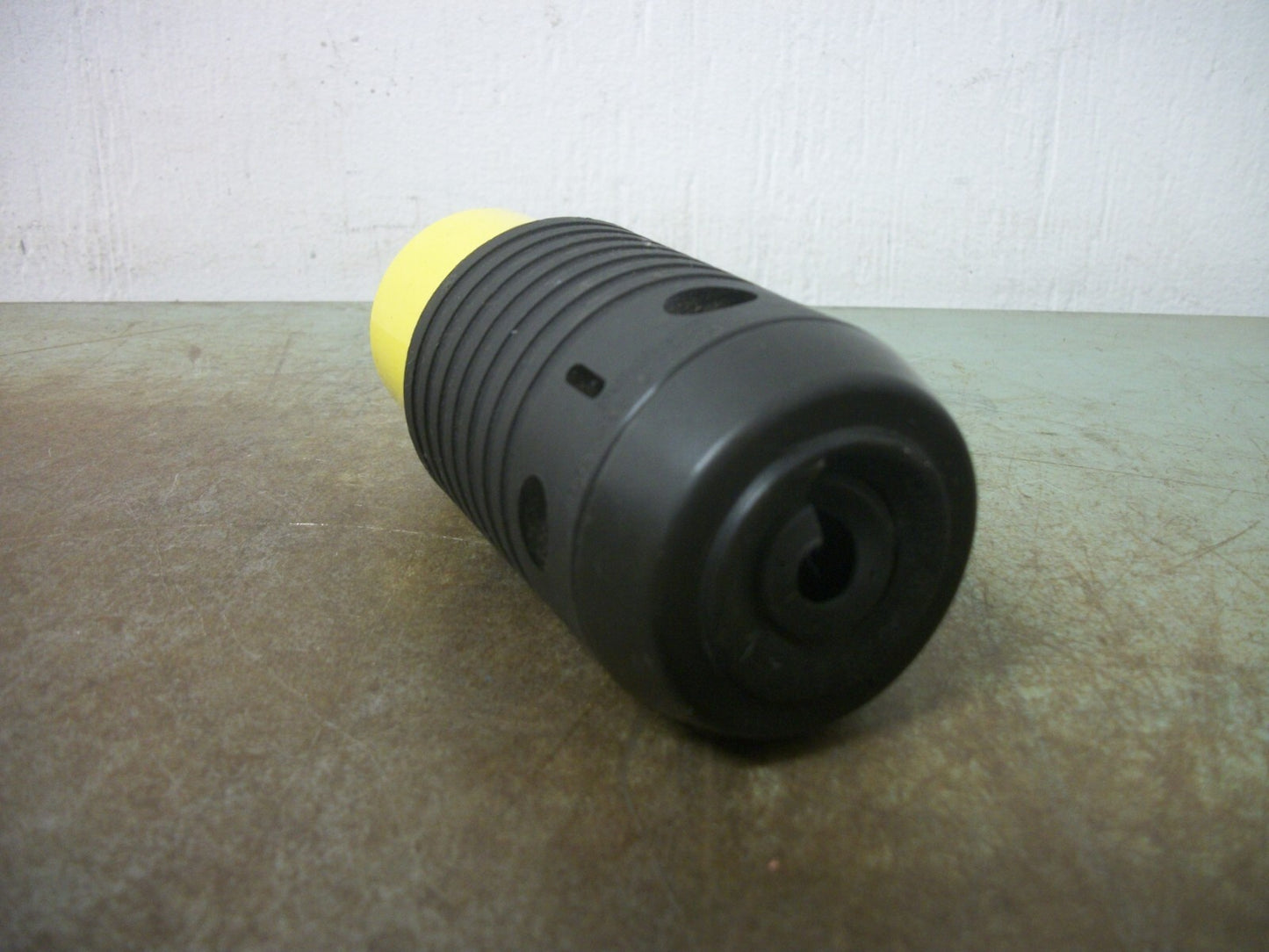 PASS & SEYMOUR TURNLOK CONNECTOR 3433SS 30AMP 120/208VOLT 3PH 4W