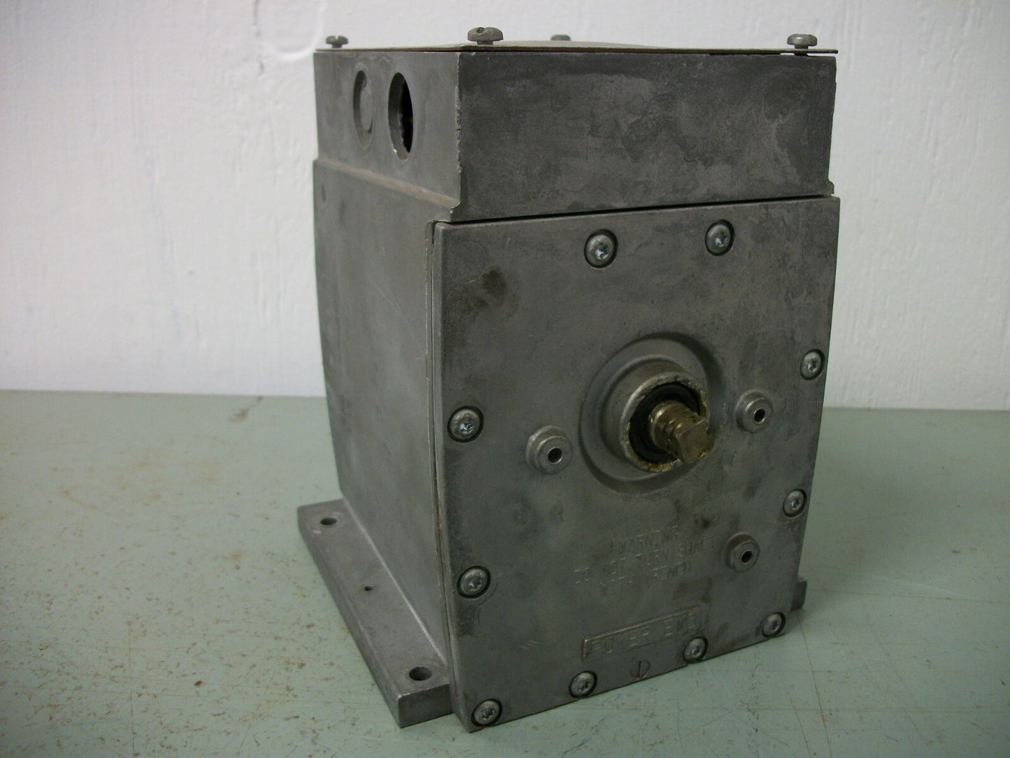 HONEYWELL MODUTROL MOTOR ACTUATOR M941D1005 24VOLT 18W 90/160 STROKE