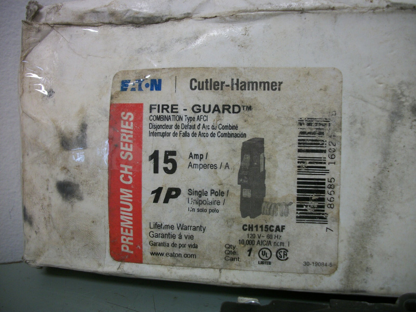 CUTLER-HAMMER AFCI CH CIRCUIT BREAKER CH115CAF 15AMP 120VOLT 1POLE NIB