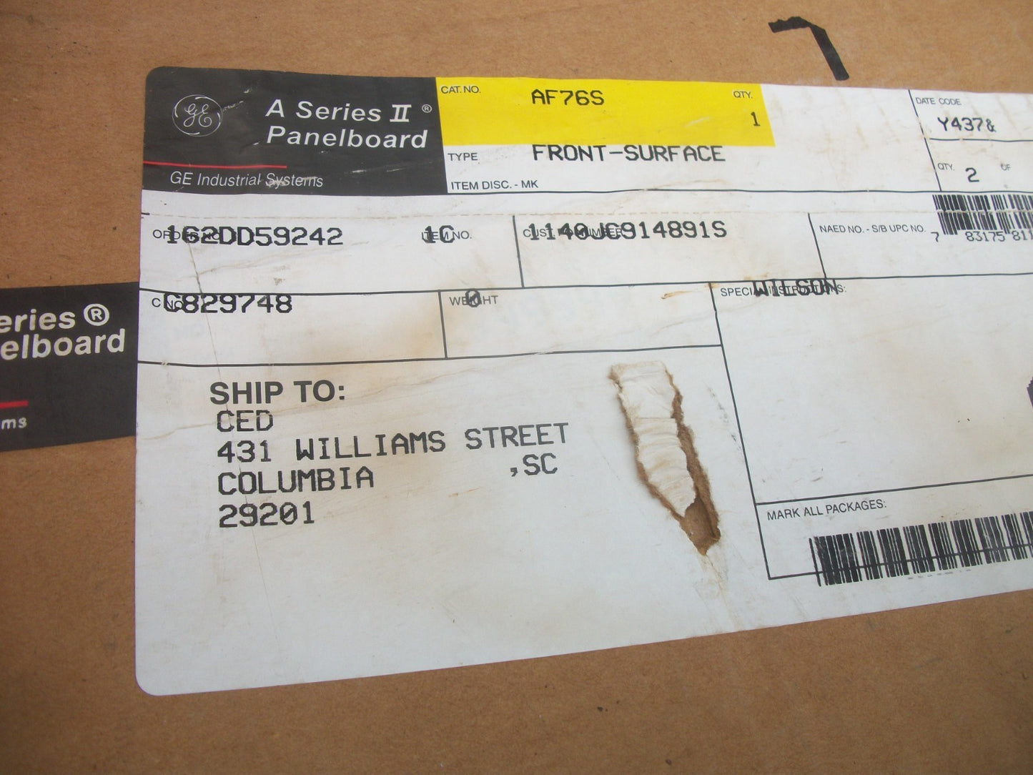 GE A-SERIES II 76" PANELBOARD SURFACE FRONT AF76S NIB