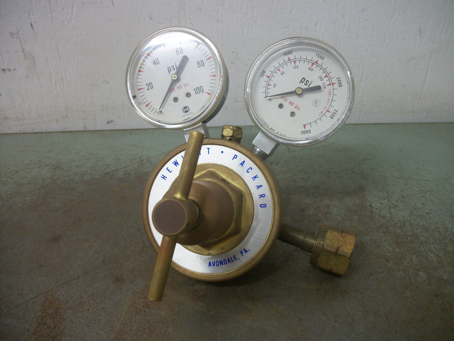 HEWLETT-PACKARD PNEUMATIC PRESSURE REGULATOR 8507-0405 0-100PSI