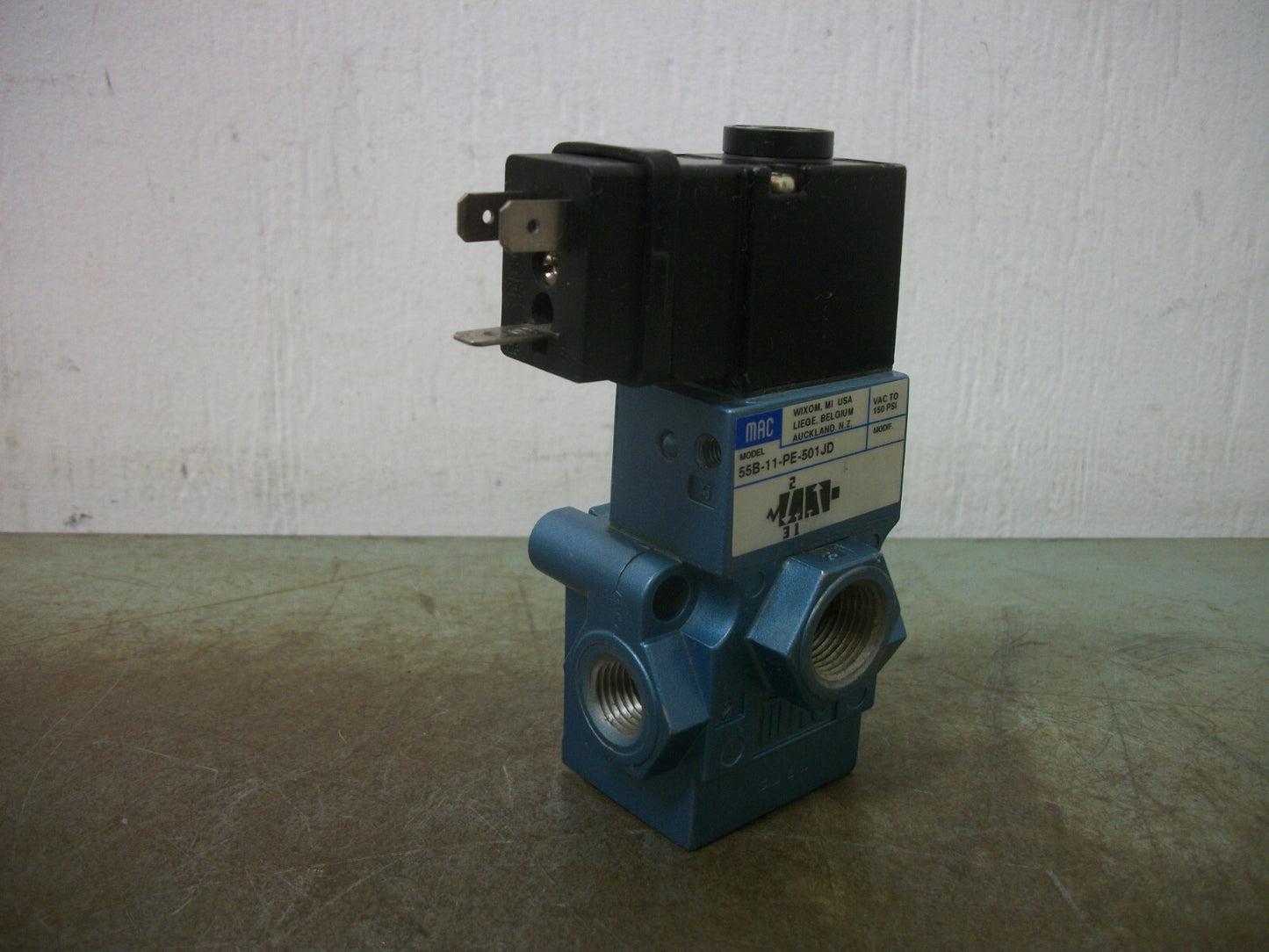 MAC 3-WAY SOLENOID VALVE 55B-11-PE-501JD 150PSI 24VDC 2.5W