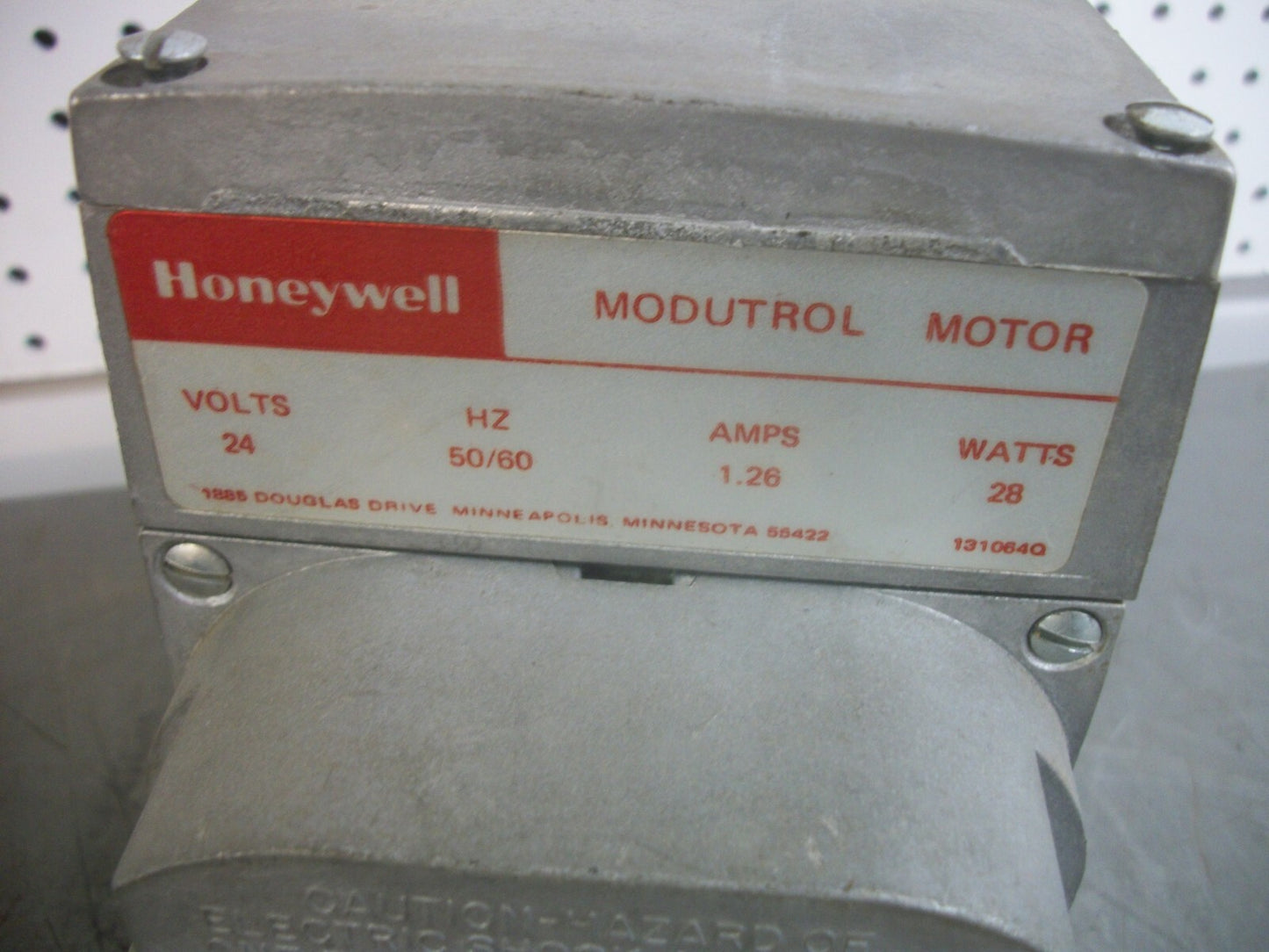 HONEYWELL MODUTROL MOTOR ACTUATOR M945A10173 24VOLT 1.26AMP 28W NOB