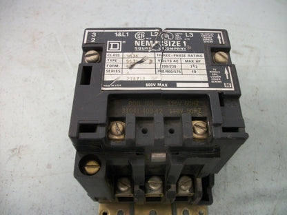 SQUARE D SIZE 1 CONTACTOR 8536SCTO3 120VCOIL 3PH 600V 10HP CRACKED