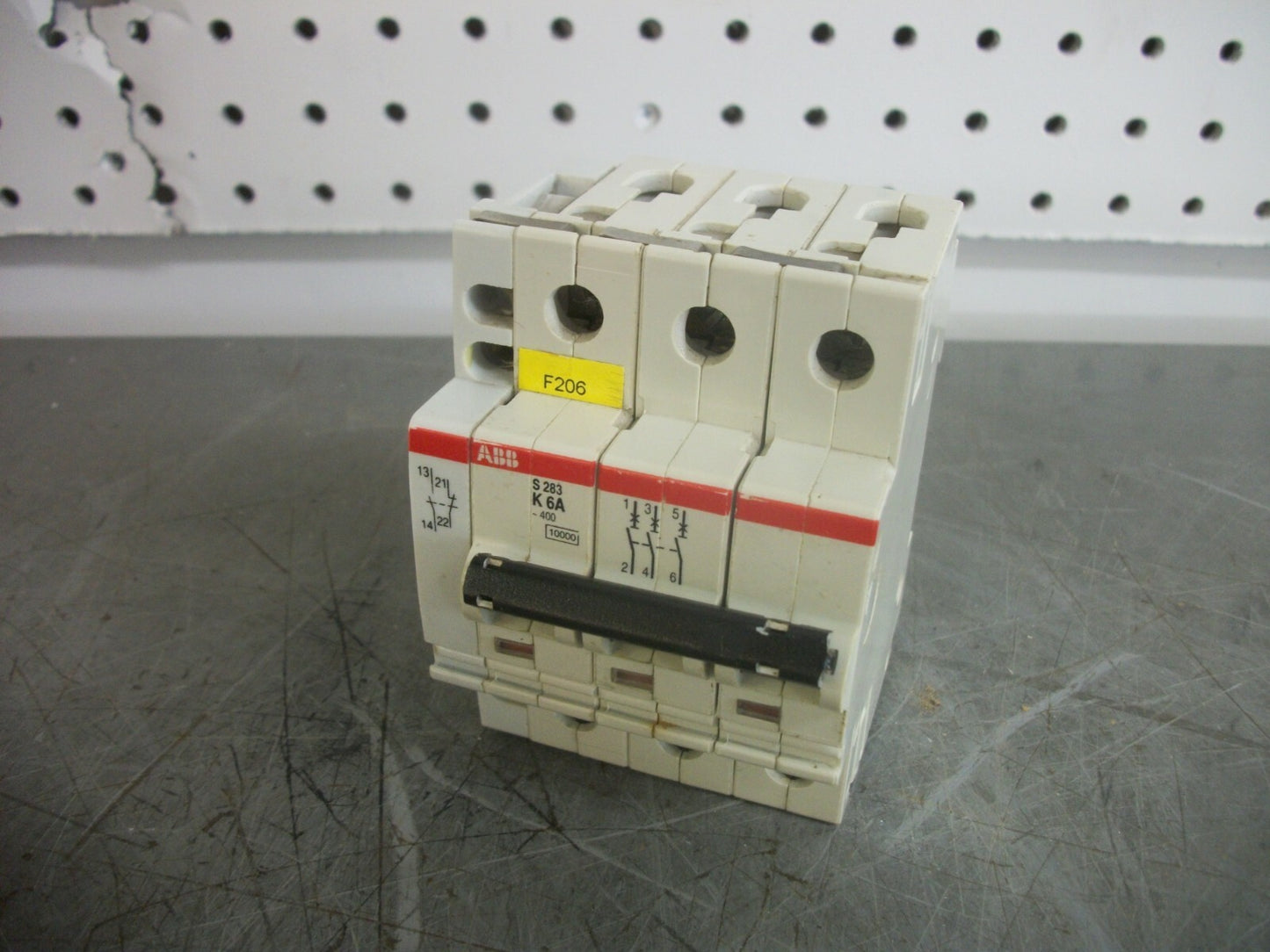 ABB MINI CIRCUIT BREAKER S283K6A 6AMP 480VOLT 3POLE