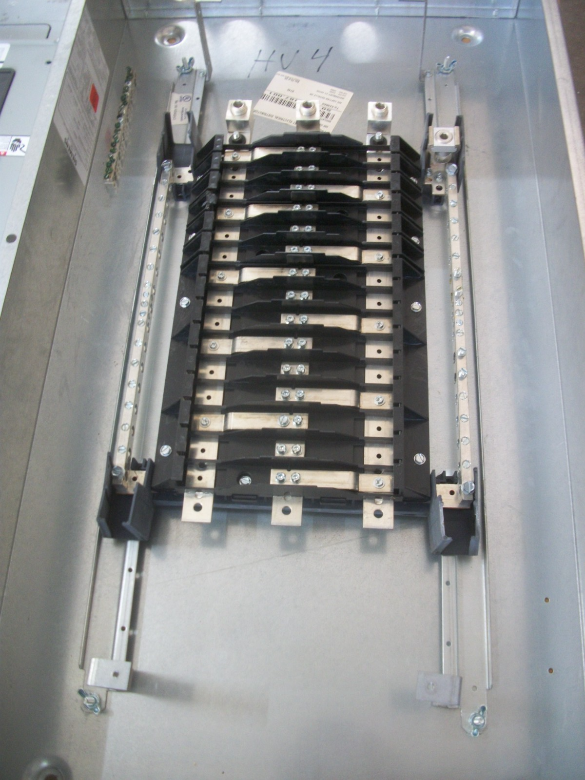SIEMENS P1 LOAD CENTER PANELBOARD BQD 100AMP 480Y/277VOLT 3PH 4W