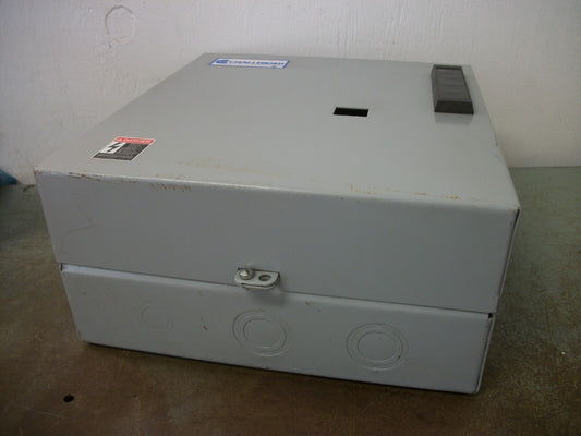 CHALLENGER ENCL 20AMP 9-POLE LIGHTING CONTACTOR CCN35BN3 120VCOIL