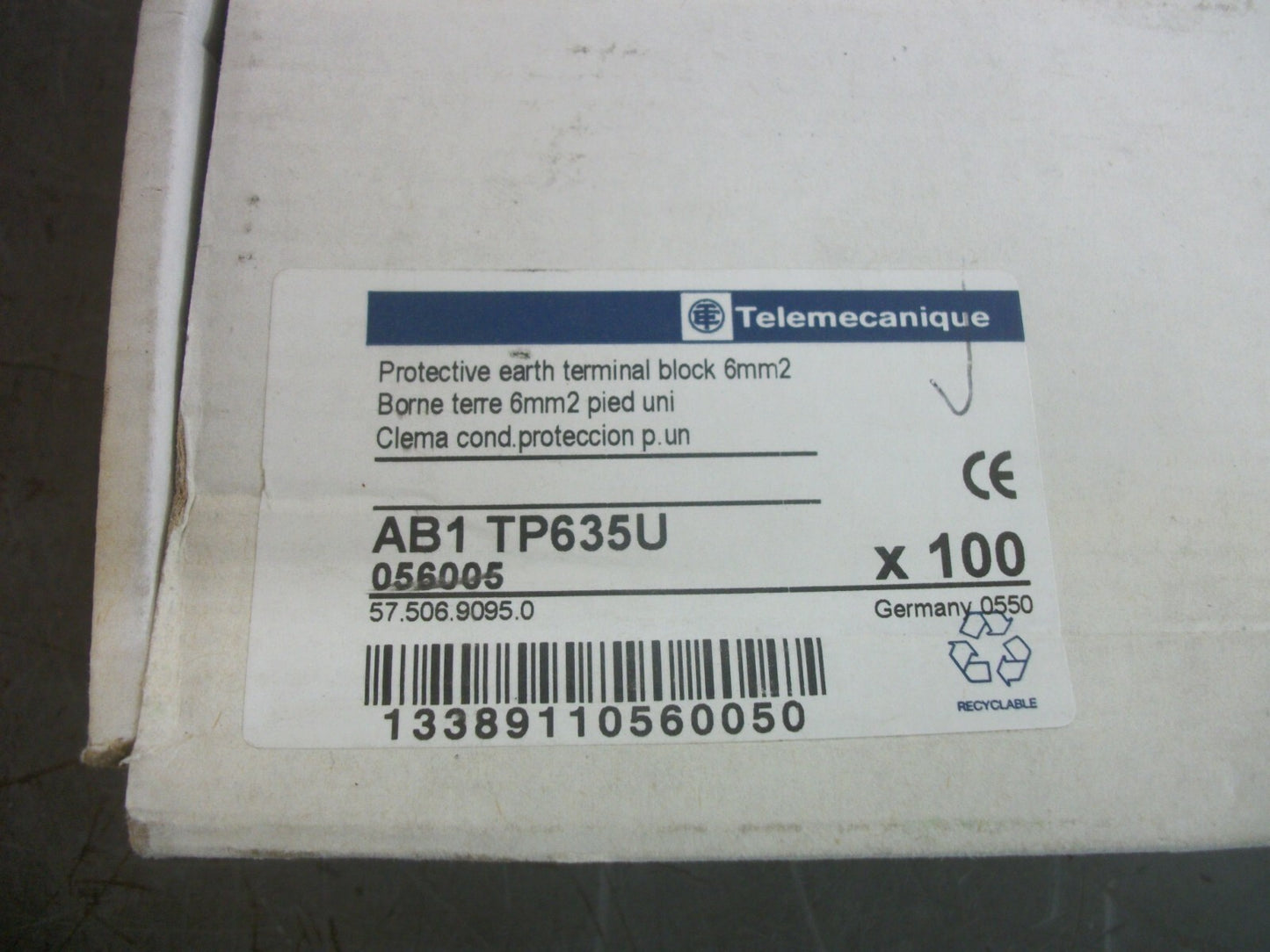 TELEMECANIQUE BOX OF 52 6mm2 PROTECTIVE EARTH TERMINAL BLOCKS AB1TP635U NIB