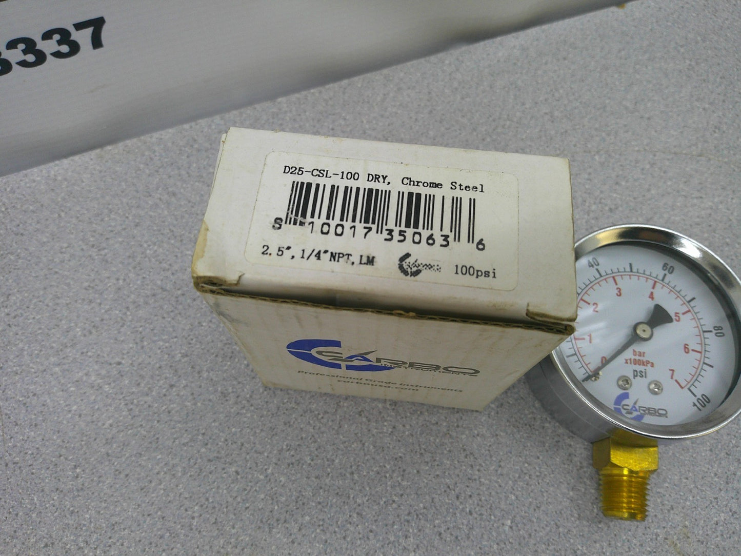 CARBO INDUSTRIES 2.5" 1/4" NPT PNEUMATIC PRESSURE GAUGE D25-CSL-100 100PSI NIB