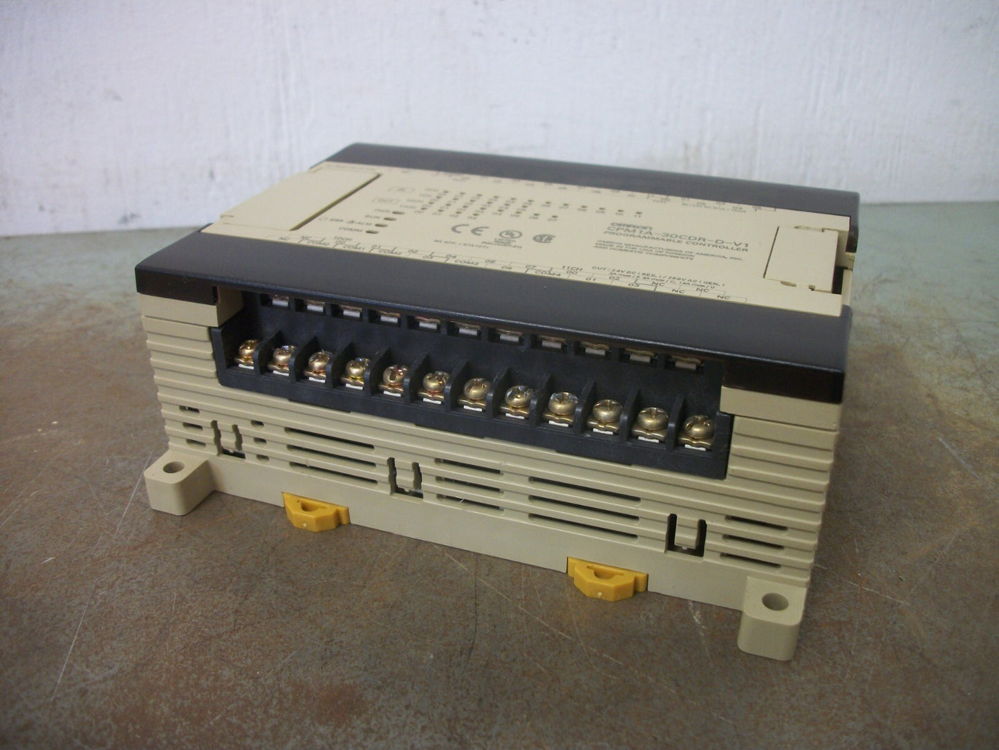 OMRON PLC UNIT CPM1A-30CDR-D-V1