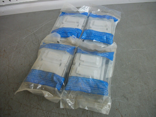 LEVITON LOT OF 4 HORIZONTAL OUTDOOR DUPLEX RECEPTACLE COVER 002-04976-GY NEW