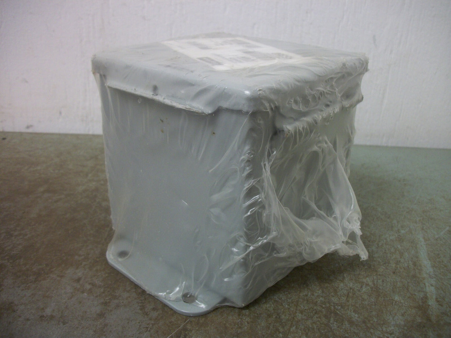 HOFFMAN 4" X 4" X 4" JIC BOX ENCLOSURE TYPE 12 A4044CH NEW