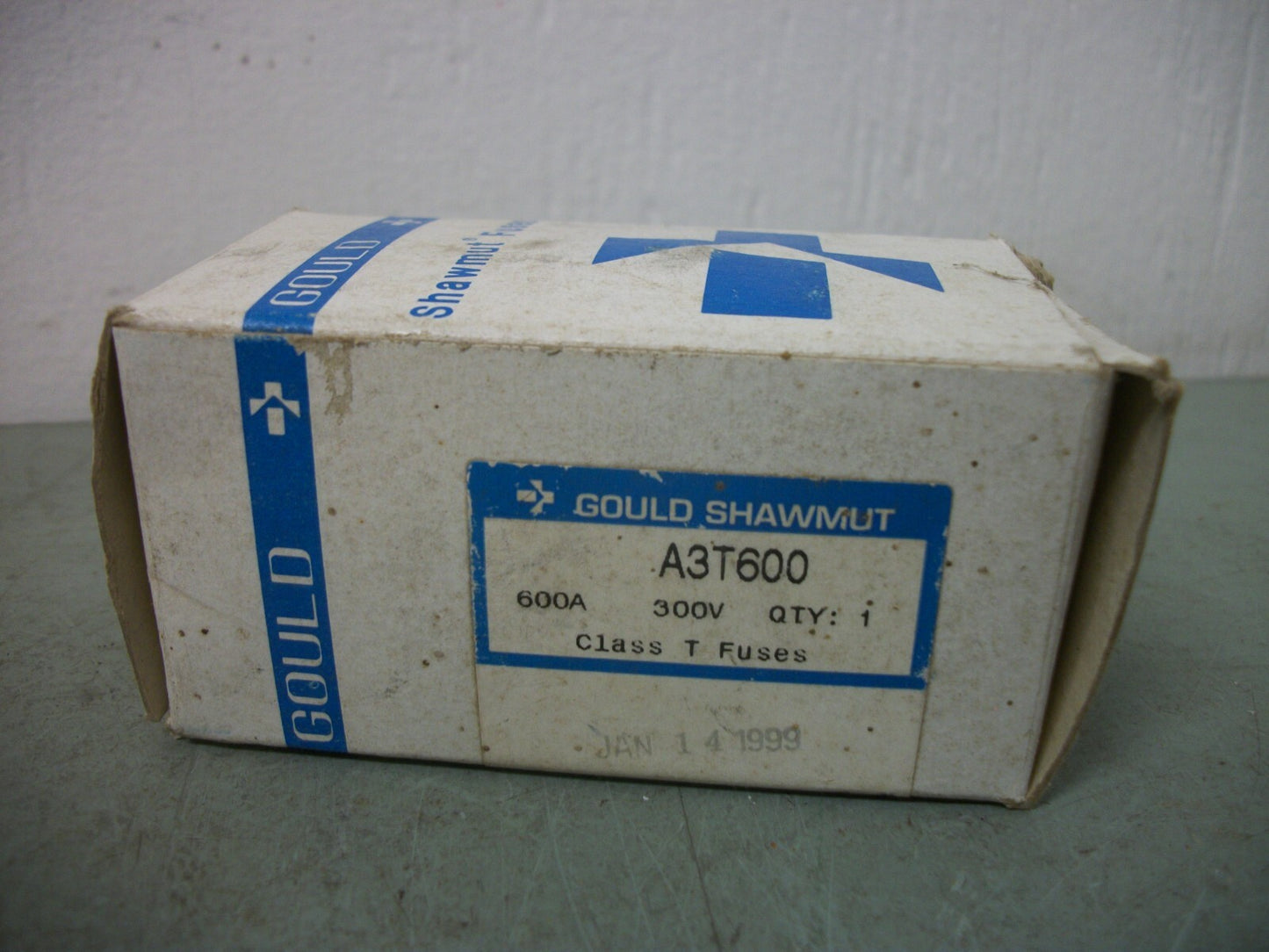 GOULD SHAWMUT CLASS T FUSE A3T600 600AMP 300VOLT NIB
