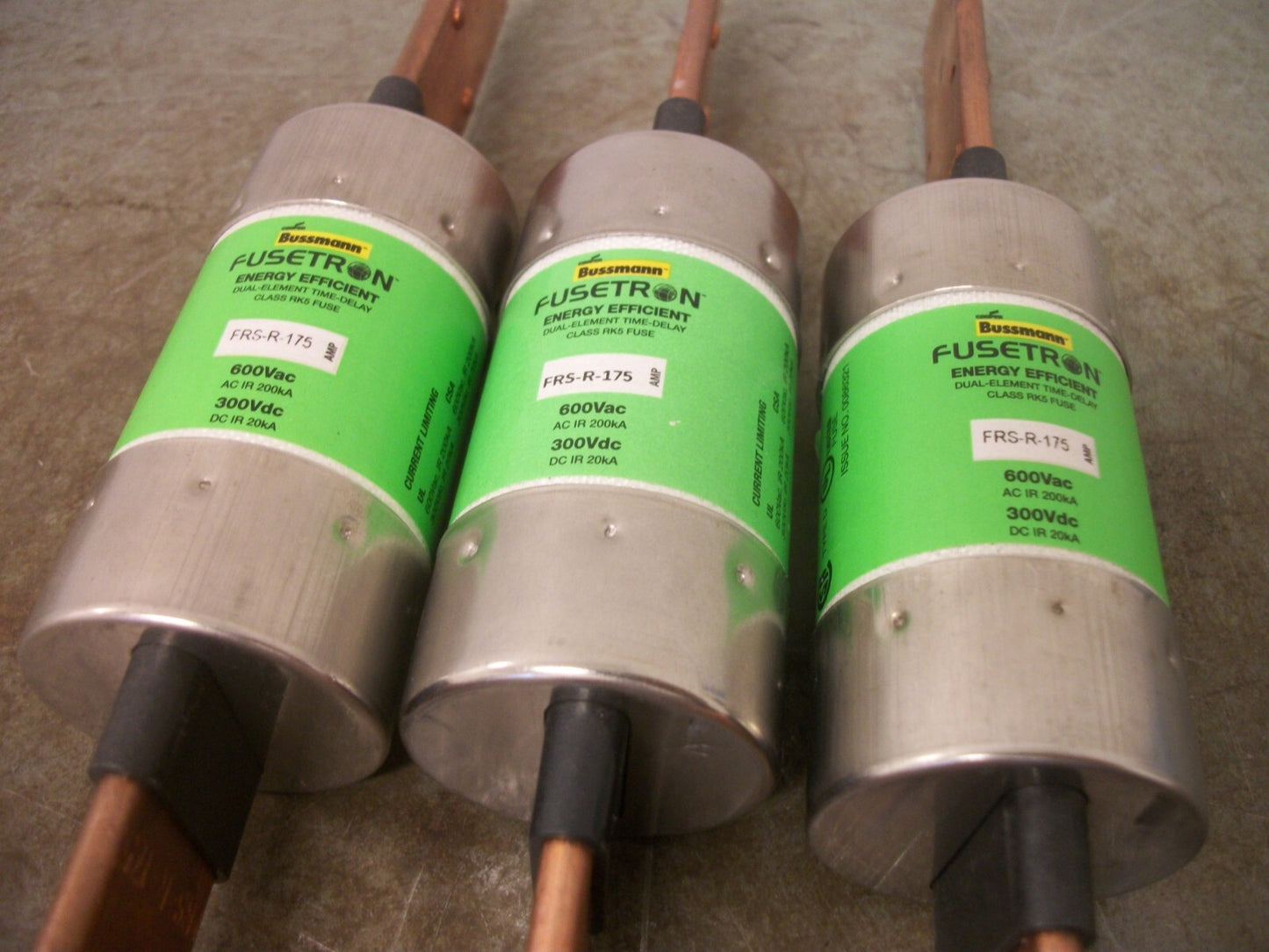 BUSSMANN LOT OF 3 ENERGY EFFICIENT FUSETRON FUSES FRS-R-175 175AMP 600VOLT