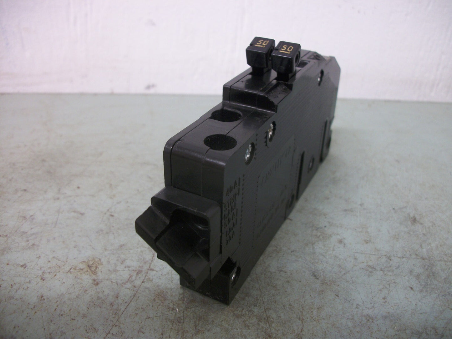 CHALLENGER R38 TANDEM CIRCUIT BREAKER R3850 50AMP 240VOLT 2POLE