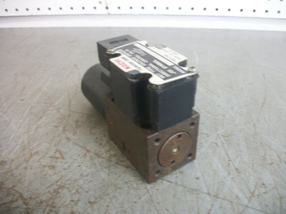 NACHI SOLENOID DIRECTIONAL CONTROL VALVE S-G01-A3X-GRZ-D2-30