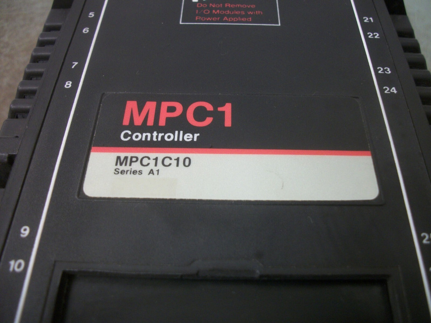 CUTLER-HAMMER EXPANDABLE PLC CONTROLLER MPC1C10