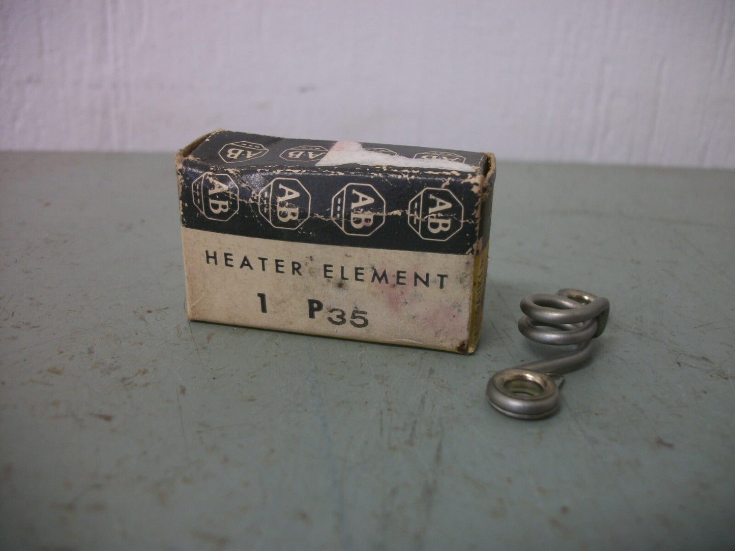 ALLEN-BRADLEY OVERLOAD RELAY THERMAL HEATER P35 NIB