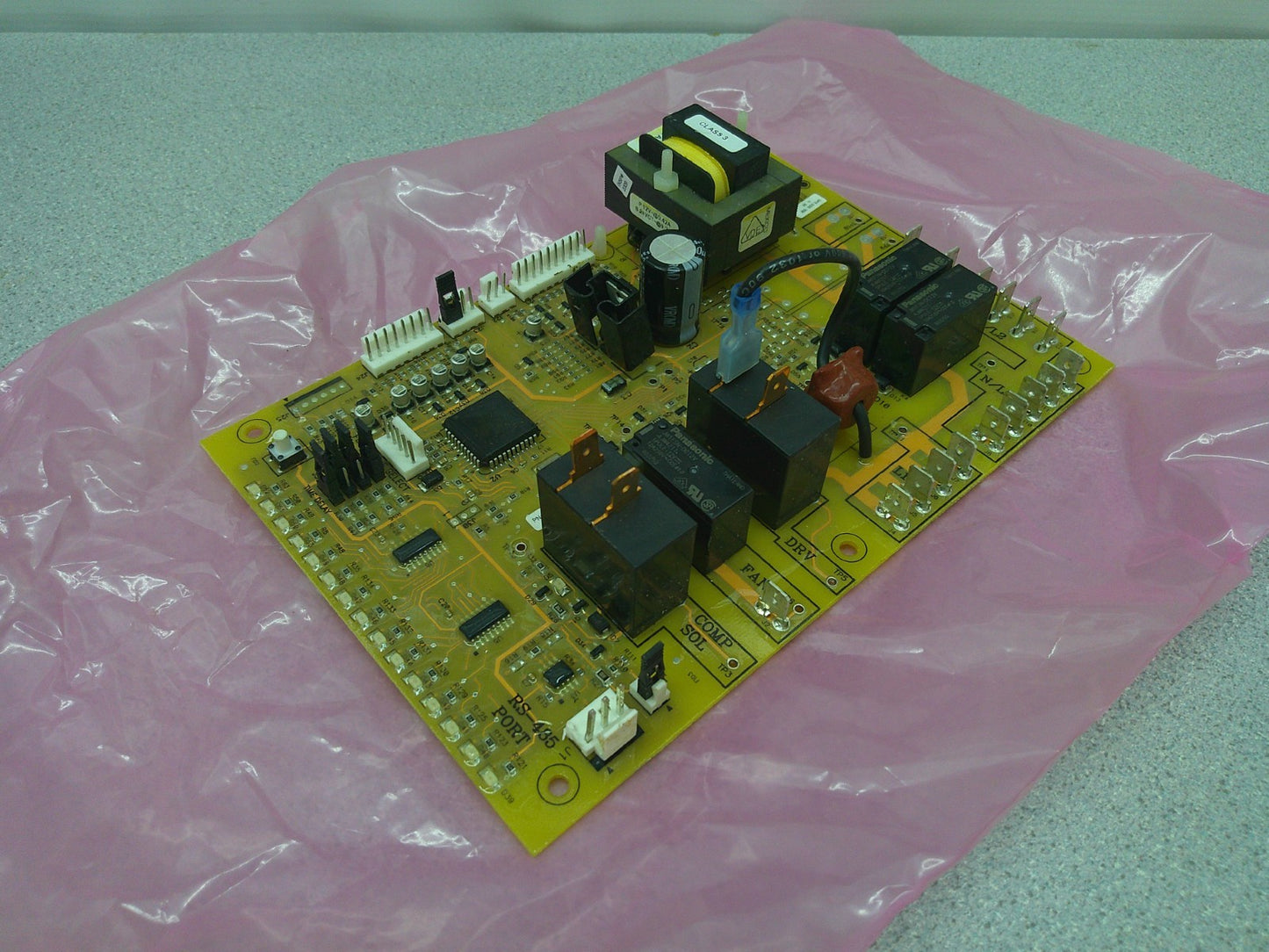 FOLLETT ICE MACHINE PCB CONTROL BOARD 00128132 REV 10