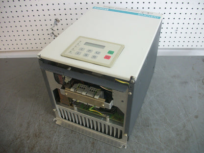 SIEMENS SIMOVERT 7.1KVA INVERTER DRIVE 6SE 1207-2AA01 400VOLT 9.5AMP 0-300HZ