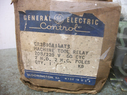 GE MACHINE TOOL RELAY CR2810A14AT3 208/220VCOIL 2N.O. 2N.C. POLES NIB