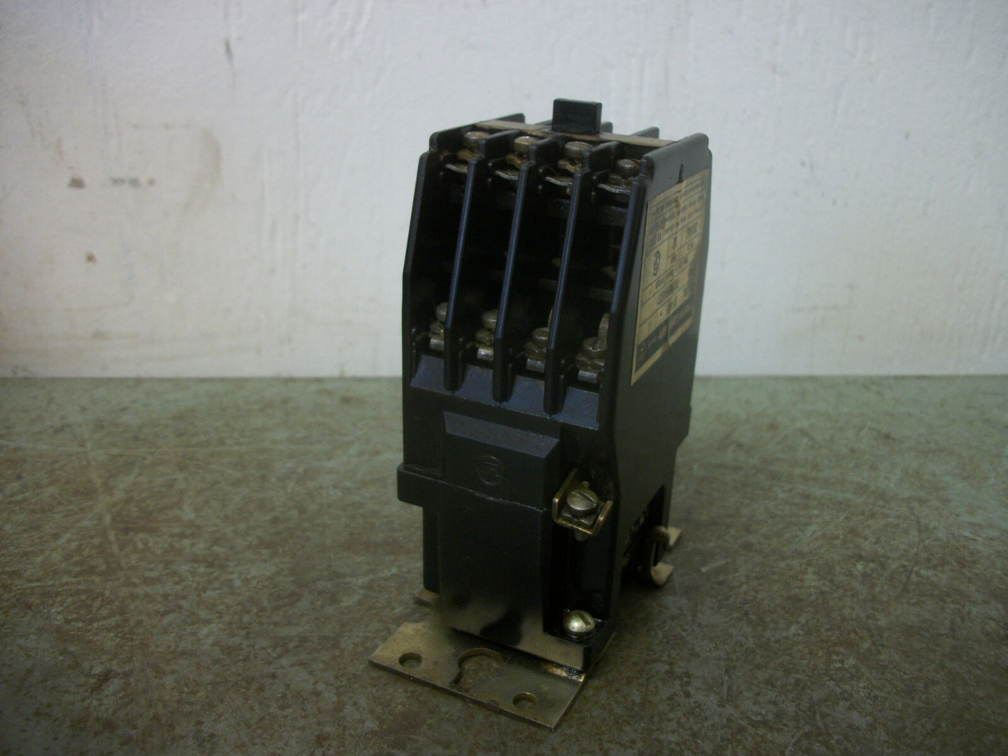 WESTINGHOUSE CONTROL RELAY BF44F 120VCOIL 10AMP 300VOLT