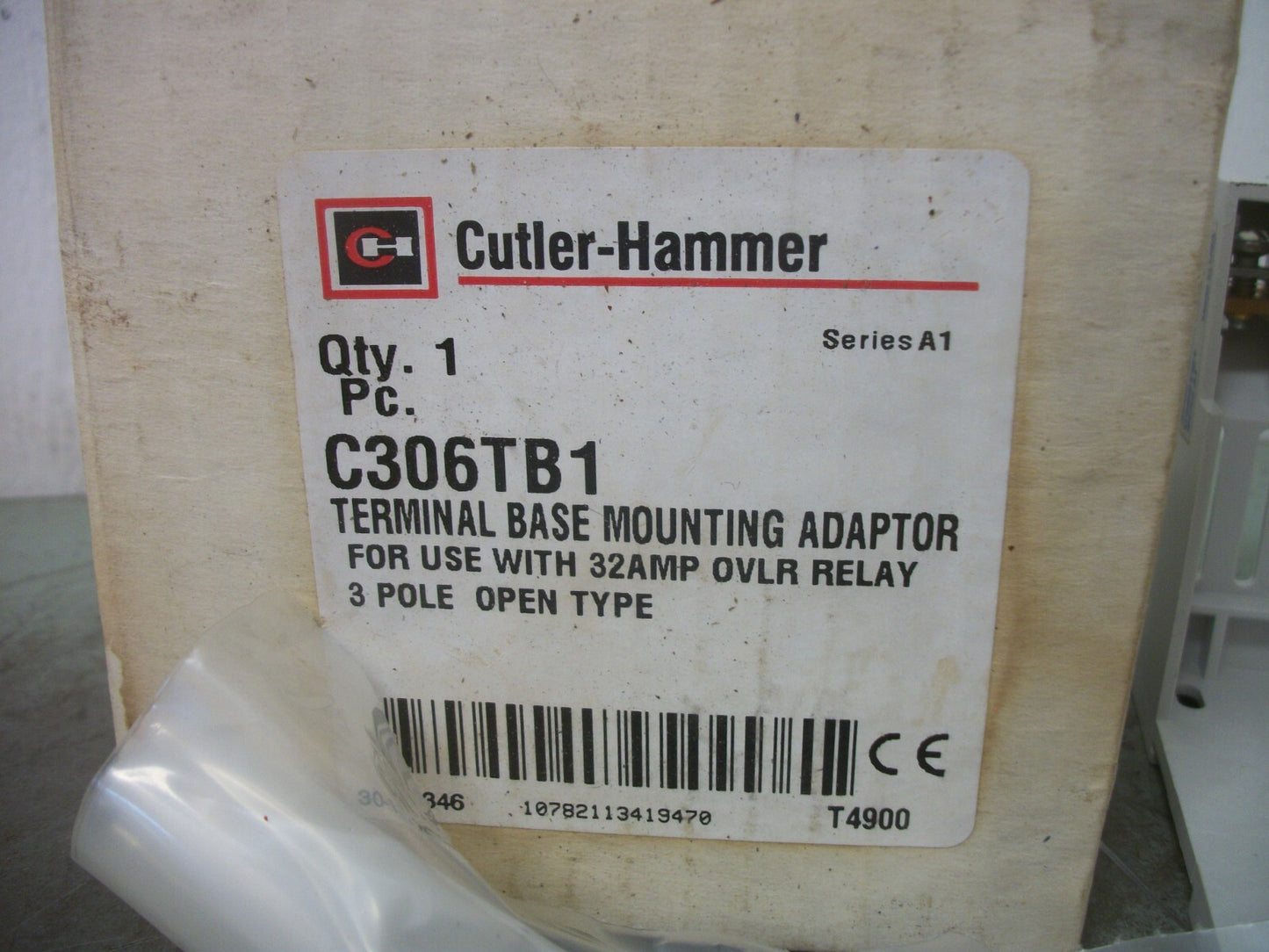 CUTLER-HAMMER FREEDOM SERIES TERMINAL BASE MOUNTING ADAPTER C306TB1 NIB