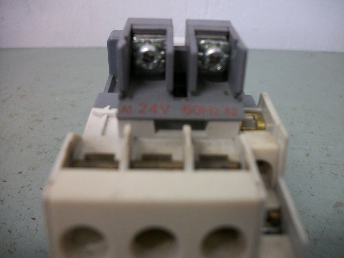 CARLO GAVAZZI CONTACTOR CGC-22A(D) 32AMP 24VCOIL 3PH 600V 15HP