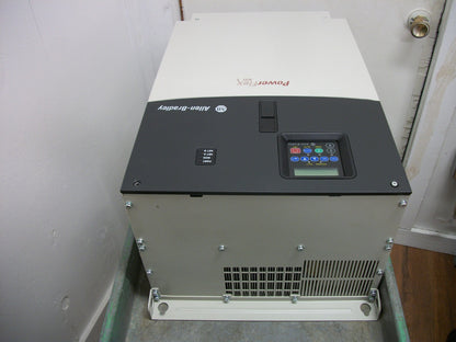 ALLEN-BRADLEY POWERFLEX 400 50HP AC DRIVE 22C-D072A103 3PH 460VOLT