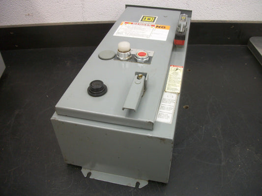 SQUARE D STARTER COMBO SIZE 0 TYPE 3R 8536SBO2S 120VCOIL 30AMP FUSIBLE