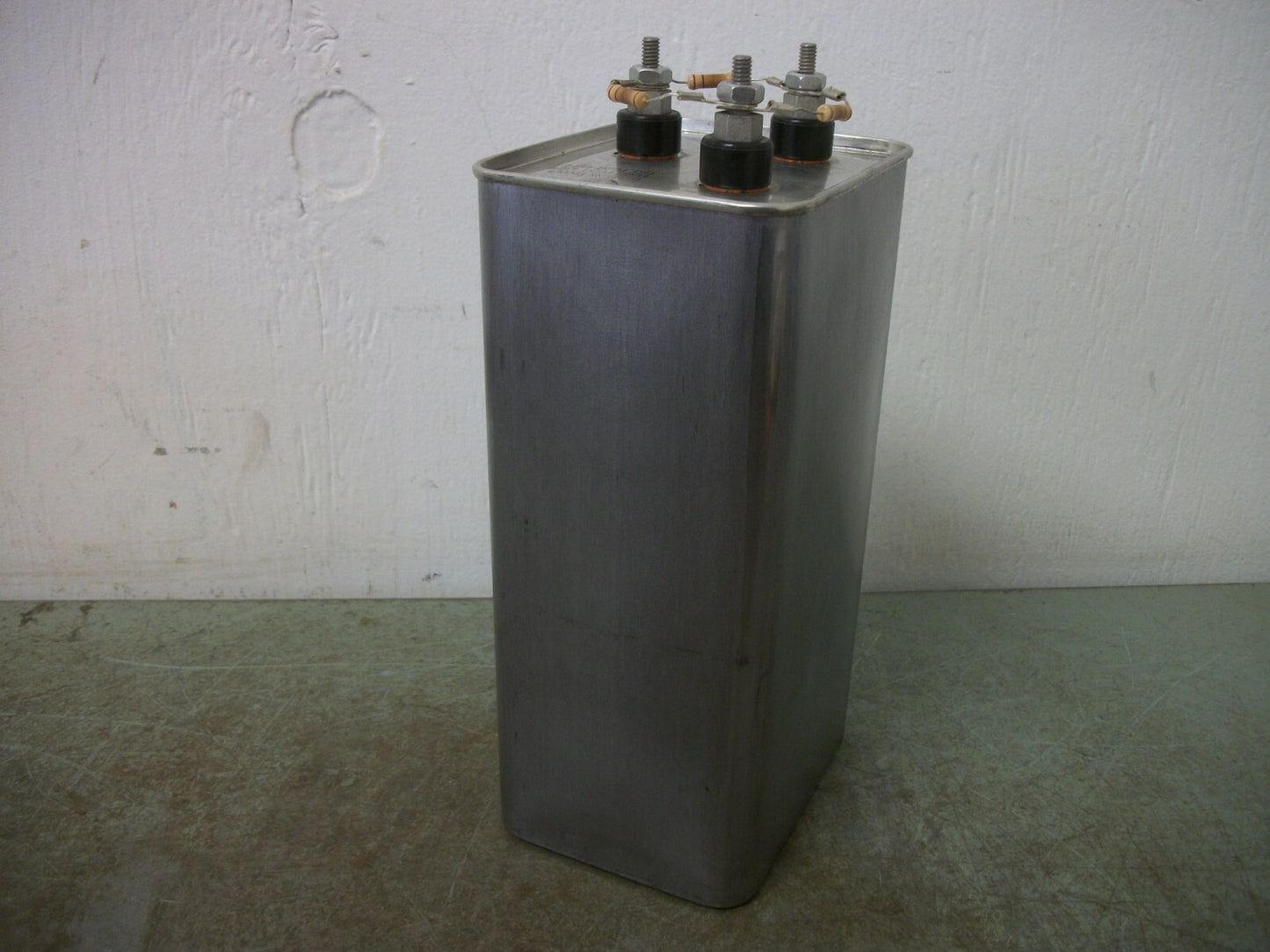 SPRAGUE ECCOL CAPACITOR 16S43PCEMA 16-2/3KVAR 480VOLT 3PH