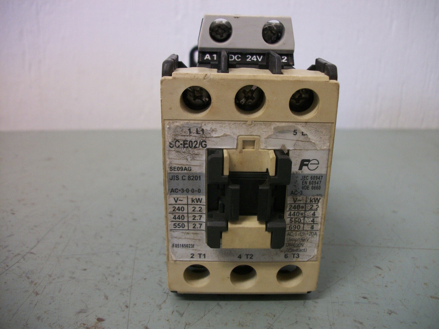 FUJI CONTACTOR SC-E02/G 20AMP 24VCOIL 3PH 600V 5HP
