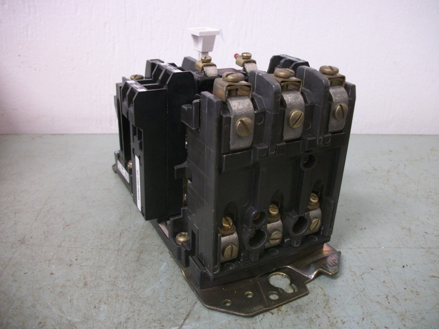 ALLEN-BRADLEY SIZE 1 MOTOR STARTER 509-BOD 27AMP 120VCOIL 3PH 600VOLT 10HP