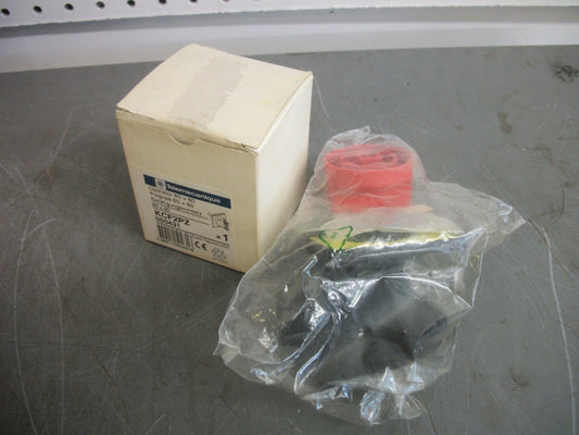 TELEMECANIQUE 60 X 60 DISCONNECT HANDLE OPERATOR KCF2PZ NIB