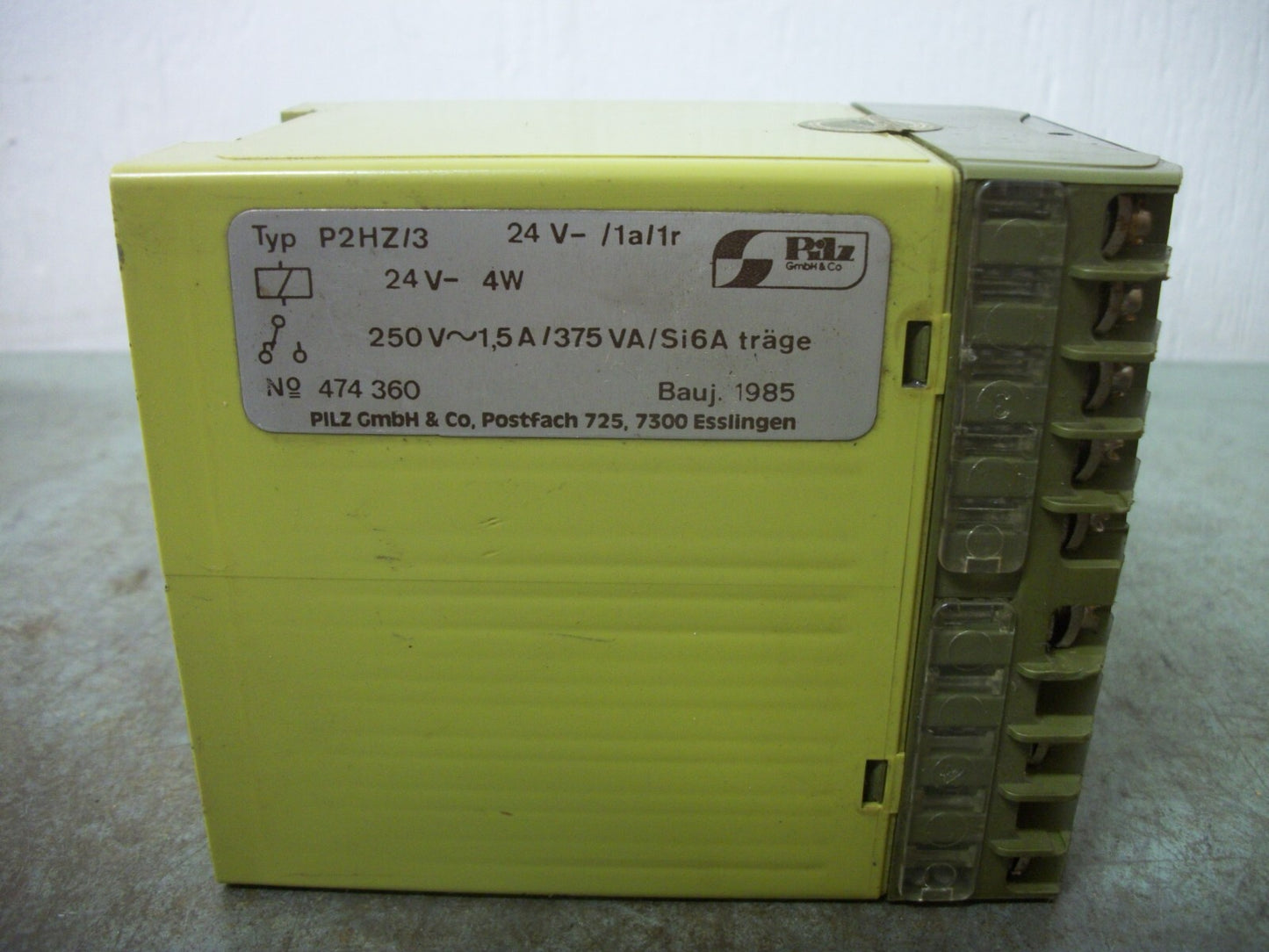 PILZ P2HZ/3 SAFETY RELAY P2HZ/3 24V- /1A/1R