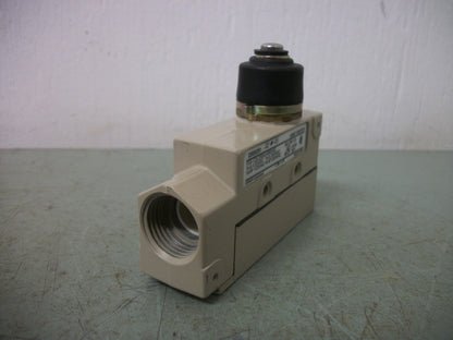 OMRON LIMIT SWITCH ZE-N-2S NOB