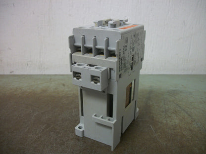 SPRECHER+SCHUH CONTACTOR CA7-9C-M40 25AMP 24VCOIL 3PH 600V 7.5HP