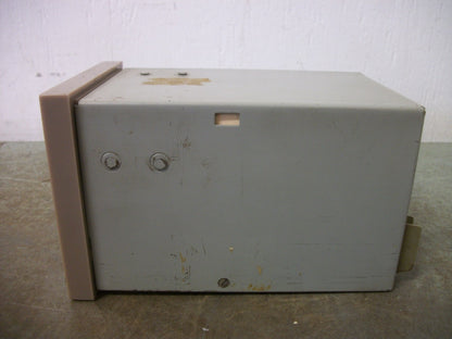 EUROTHERM ANALOG TEMPERATURE CONTROLLER 017/R2/K/32-1600F/115V