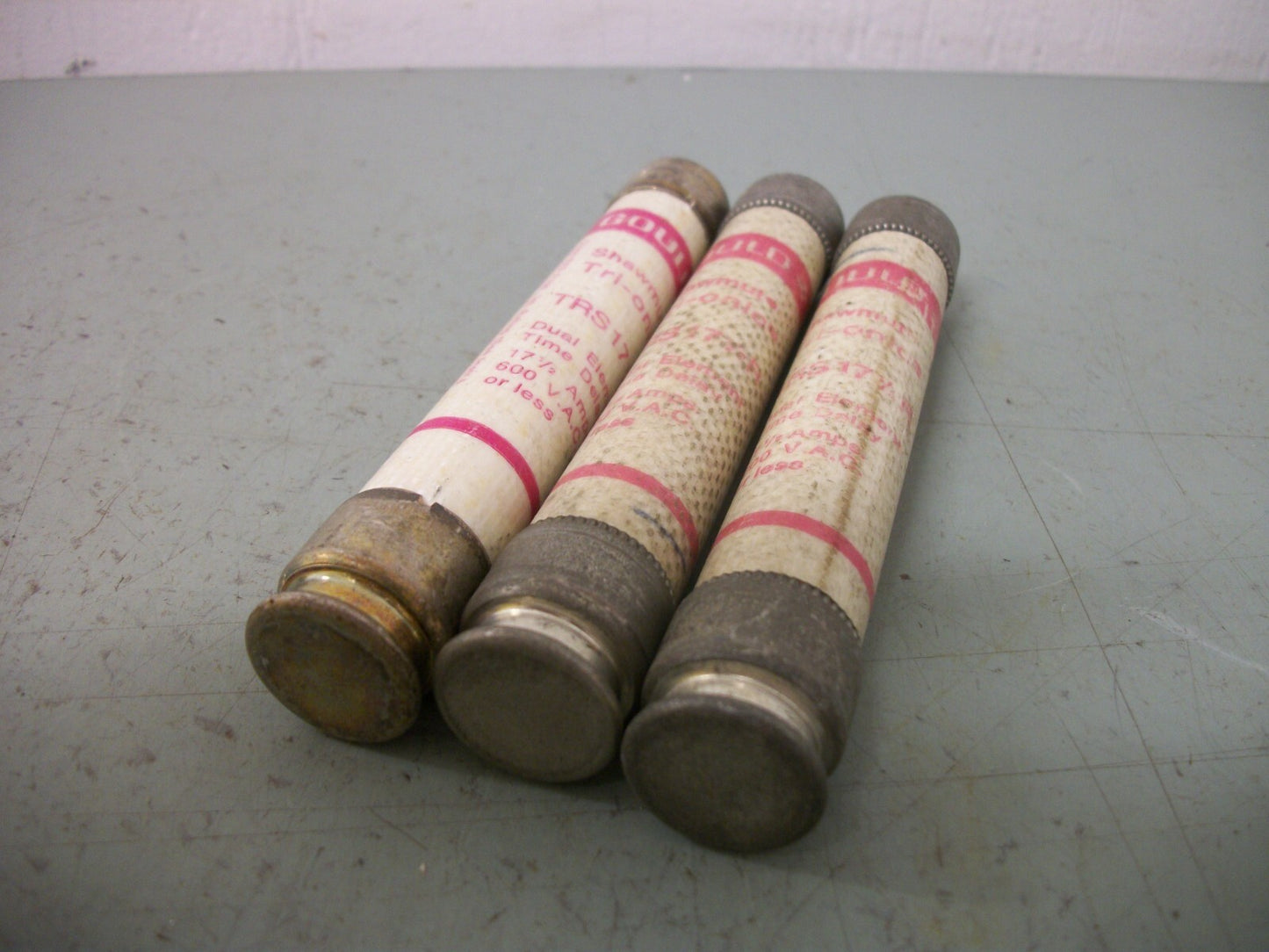 GOULD SHAWMUT LOT OF 3 TRI-ONIC FUSES TRS17-1/2R 17-1/2AMP 600VOLT
