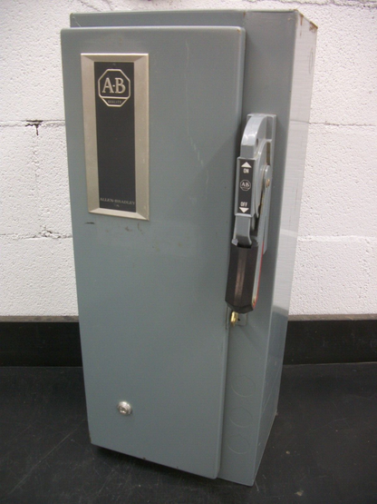 ALLEN-BRADLEY STARTER COMBO SIZE 1 TYPE 1 509-BOD 120VCOIL 30AMP FUSIBLE