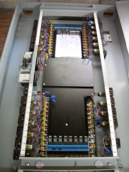 GE 48-RELAY SOFTWIRED CONTACTOR LIGHTING CONTROL PANEL CABINET RINTER4848SC