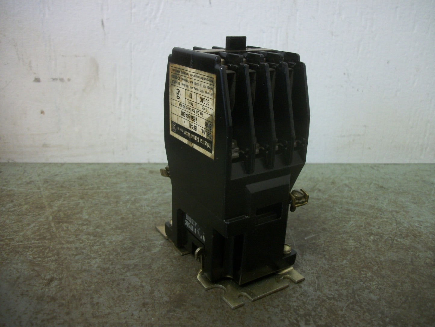 WESTINGHOUSE CONTROL RELAY BF44F 120VCOIL 10AMP 300VOLT