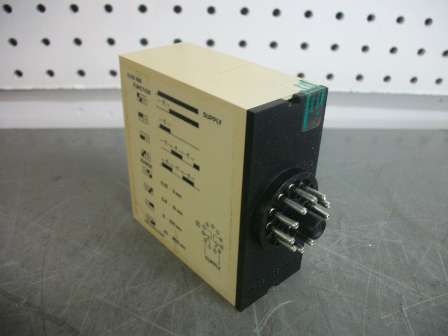 CARLO GAVAZZI COMBINATION AUTOMATIC START TIMER S 110 166 024