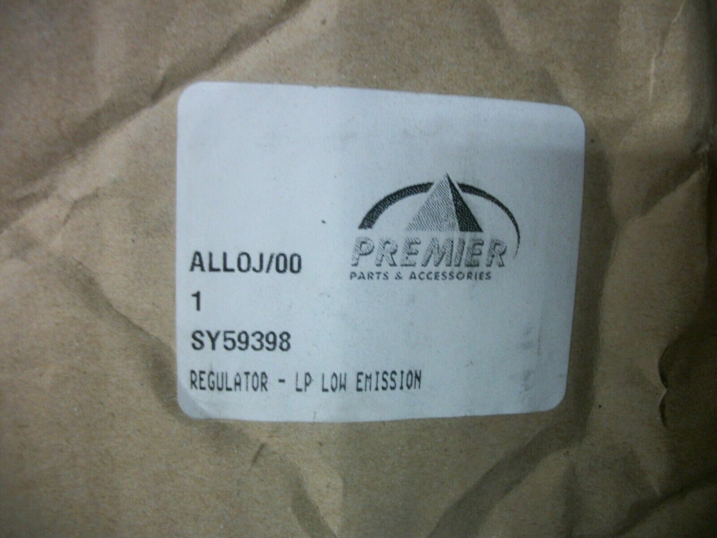 AISAN PREMIER LOW EMISSION REGULATOR SY59398 NIB