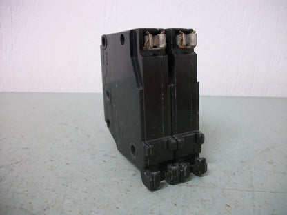 CUTLER-HAMMER CH CIRCUIT BREAKER CH230 30AMP 240VOLT 2POLE CHIPPED