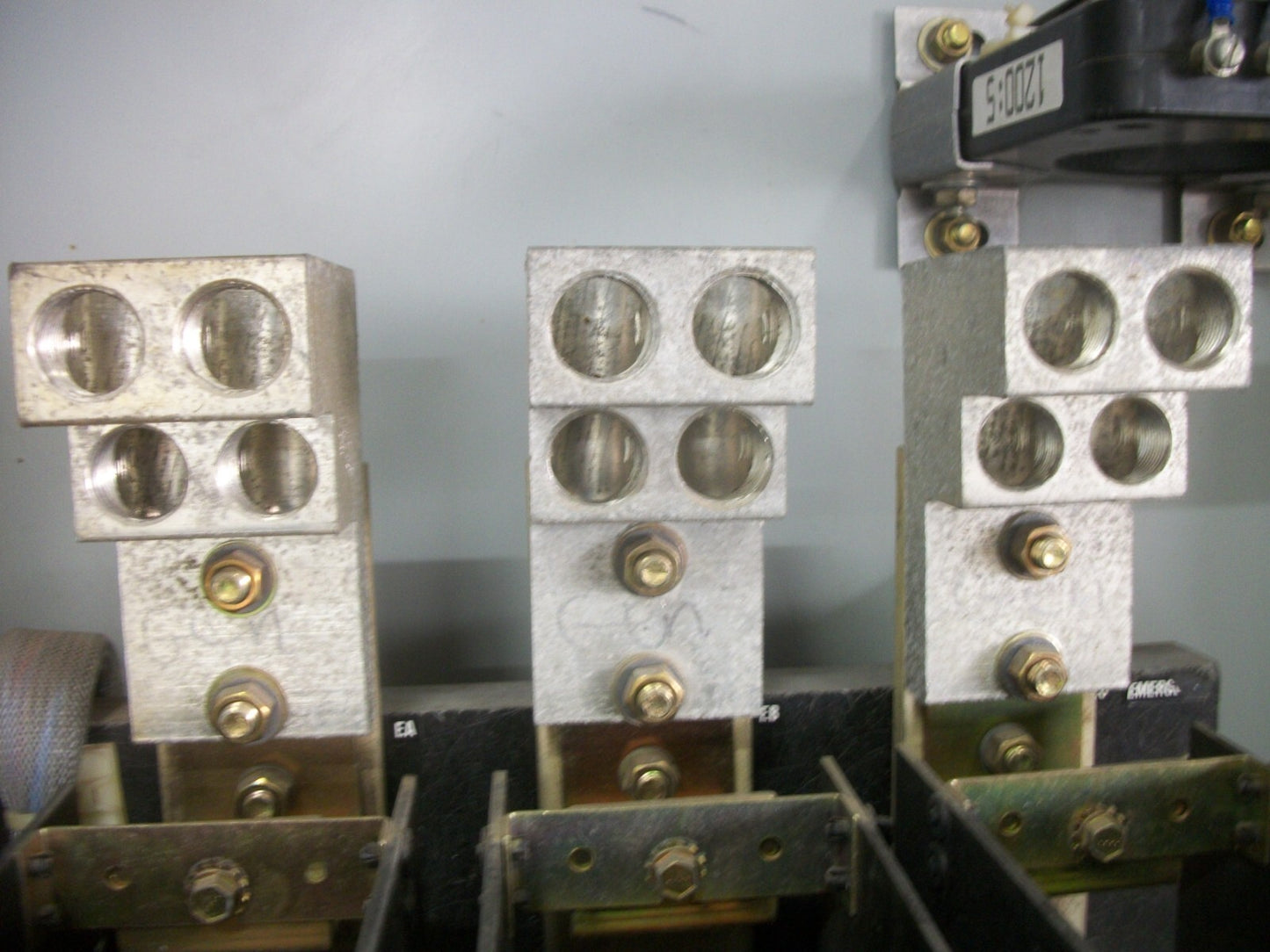 ASCO AUTOMATIC TRANSFER SWITCH CABINET C9403120099XC 1200AMP 480Y/277VOLT