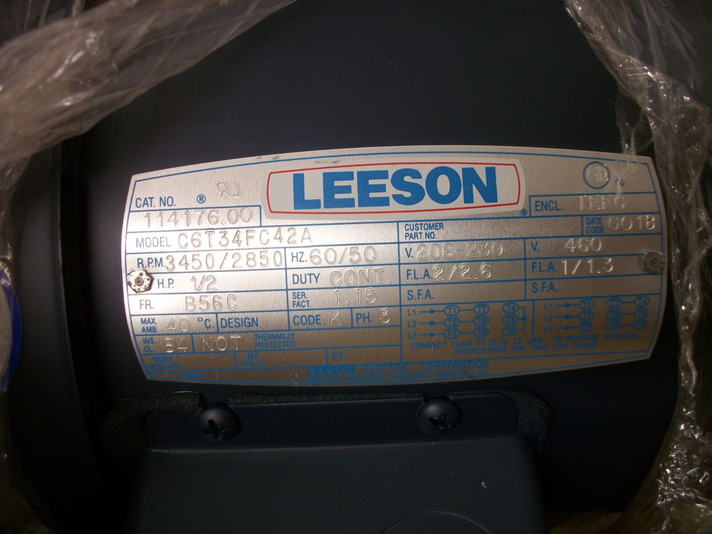 LEESON 1/2HP B56C TEFC AC MOTOR 114176.00 460VOLT 3PH 2850RPM NIB