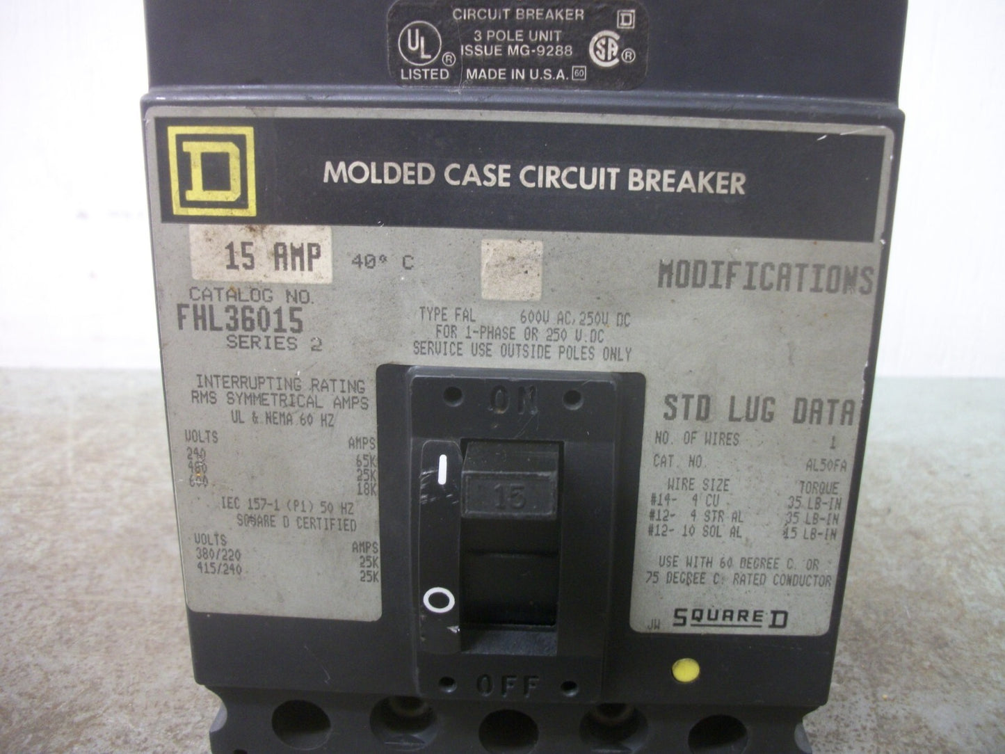 SQUARE D FHL CIRCUIT BREAKER FHL36015 15AMP 600VOLT 3POLE GRAY